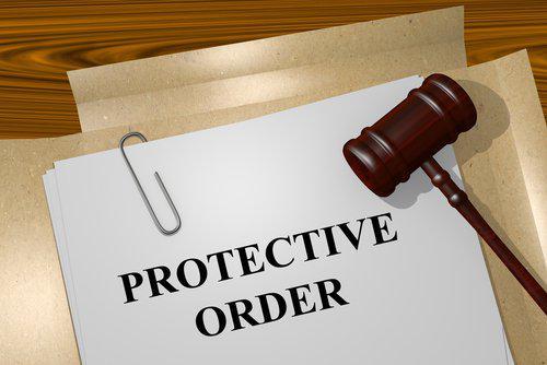 Illinois domestic violence laws, Illinois family law attorney